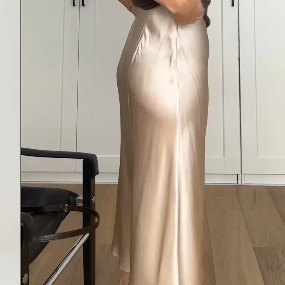 Quince Silk Skirt - Picture 5 of 10